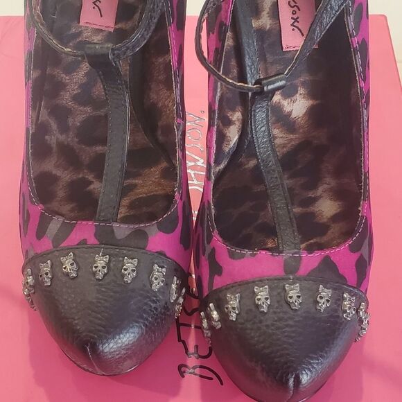 Betsey Johnson Skull Leopard Heels size 6.5 - Picture 2 of 3